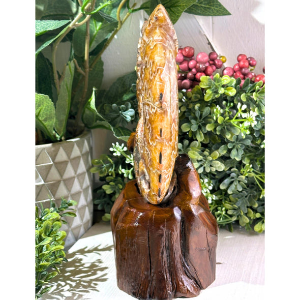 Handcarved Ammonite Crystal Lizard Figurine