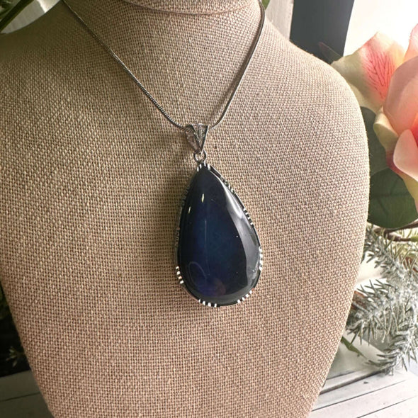 Blue Labradorite Pendant Necklace